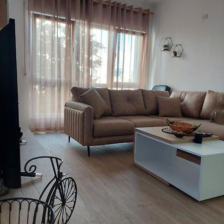 Gex Apartments Tirana Exteriör bild
