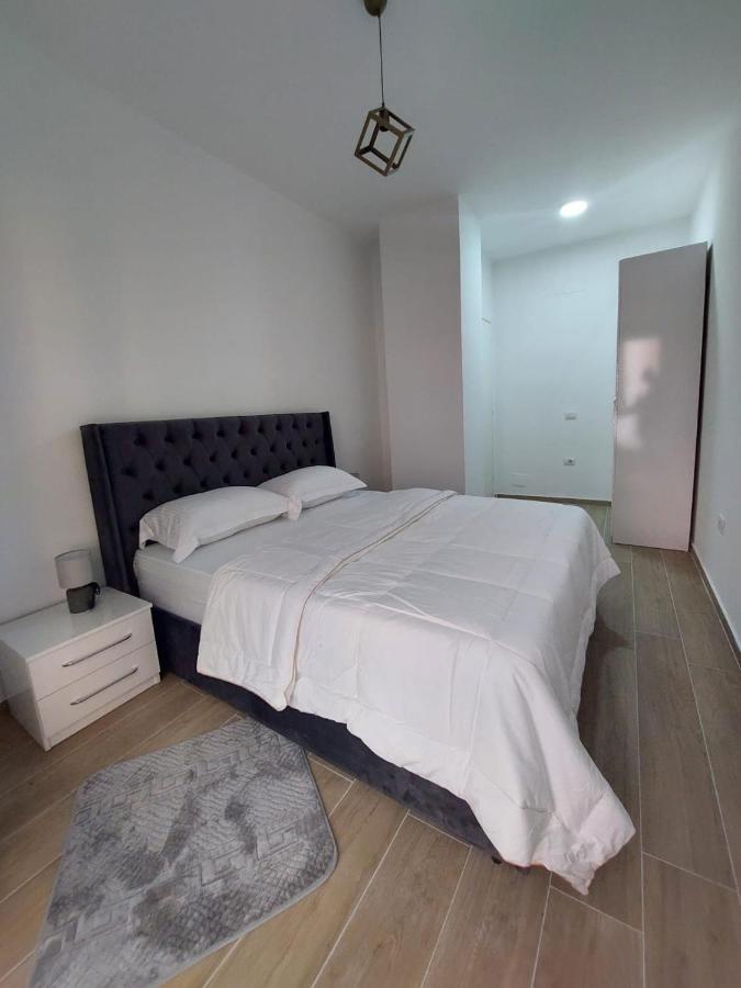 Gex Apartments Tirana Exteriör bild