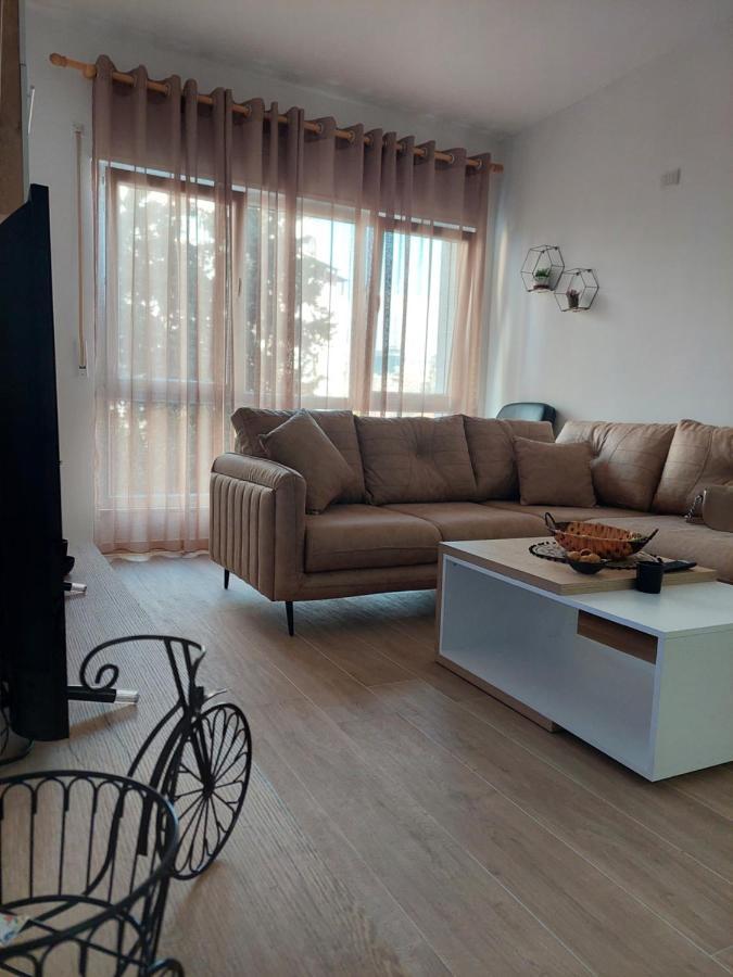 Gex Apartments Tirana Exteriör bild